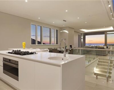 Villa MonteMare – Luxury living in Camps Bay with sea views and pool