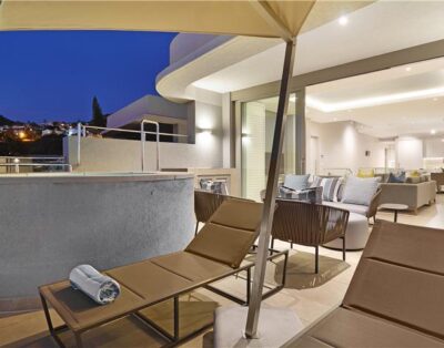 Villa MonteMare – Luxury living in Camps Bay with sea views and pool
