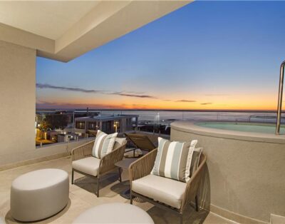 Villa MonteMare – Luxury living in Camps Bay with sea views and pool