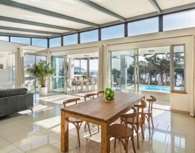 Penthouse 4 Blue 3 Bedroom with Sea View