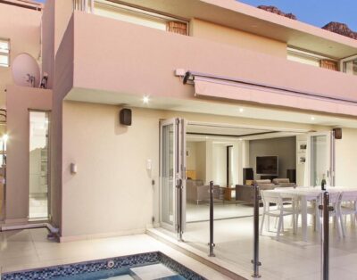 Ravensteyn Villa – Camps Bay 3 Bedroom Villa