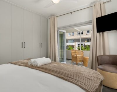 Modern Elegance 3 Bedroom Sea Point