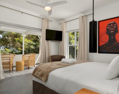 Modern Elegance 3 Bedroom Sea Point