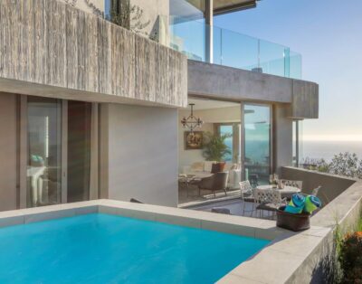 Medburn Vista Maris – 3 Bedroom Luxury Apt in Camps Bay with pool